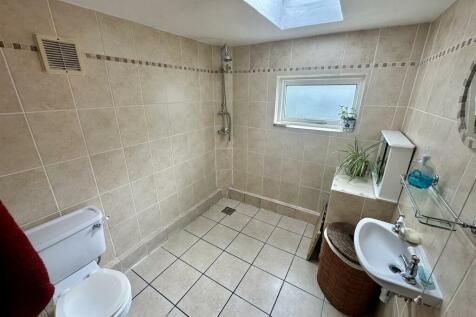 WET ROOM