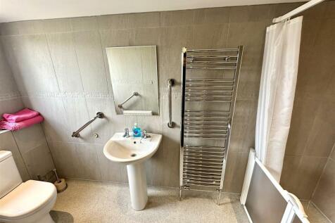 WET ROOM