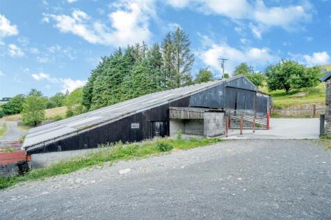 barn 1.jpg