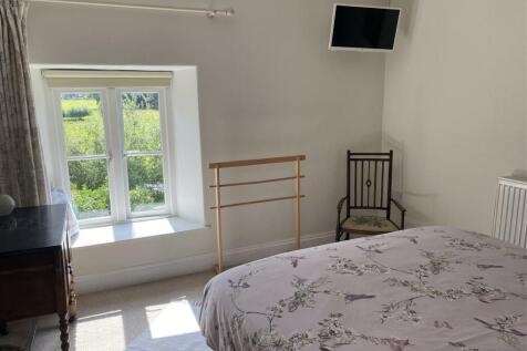 Bedroom 3 #1.jpg