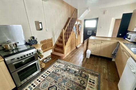 REAR KITCHEN