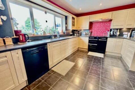 kitchen 1.jpeg