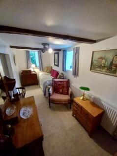Ground Floor Study / Bedroom 4