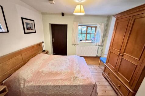 GROUND FLOOR BEDROOM