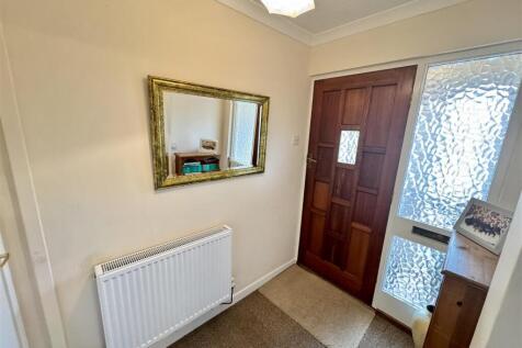 DOOR TO INNER HALLWAY