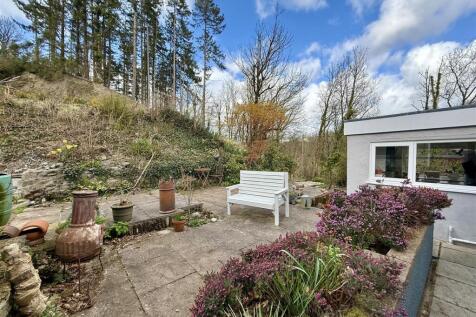 REAR PATIO AREA