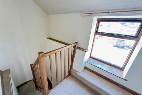 FIRST FLOOR - LANDING