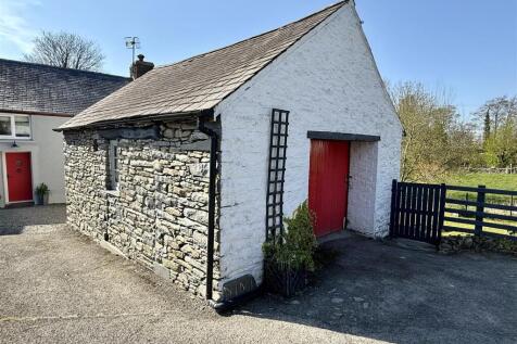 OUTSIDE - DETACHED GARAGE