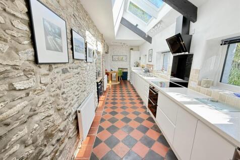 Feature Kitchen/ Dining room