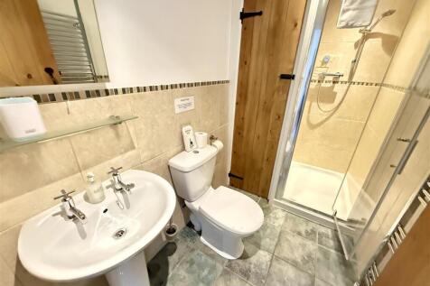 En-Suite shower room