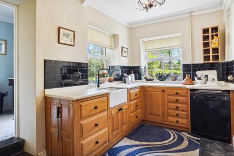 REAR KITCHEN AREA