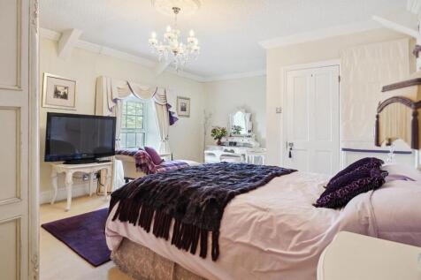 ENSUITE BEDROOM 3