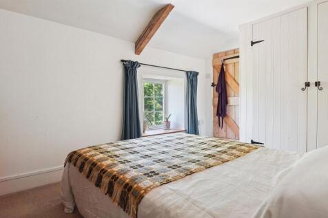Bedroom 2.jpg