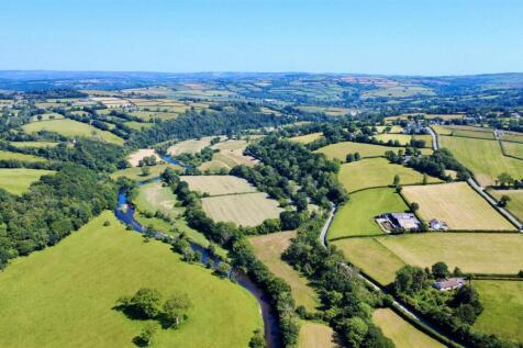 dji_fly_20250619_151328_179_1750354272909_photo_op