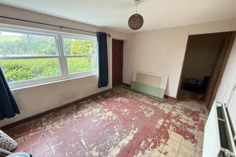 GROUND FLOOR BEDROOM