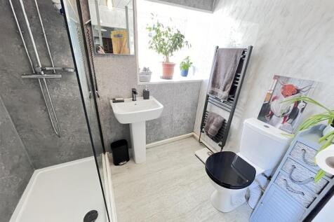 shower room.JPEG