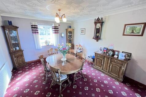 dining area.JPEG