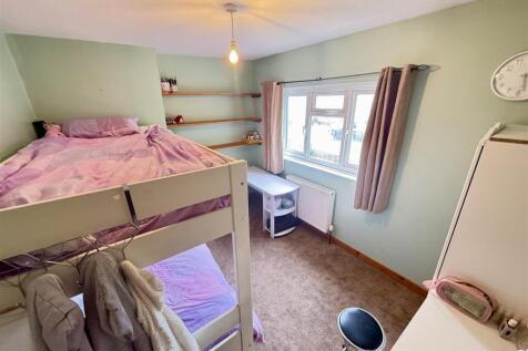 FRONT BEDROOM 3