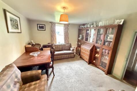 Rear sitting room
