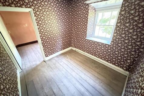 REAR THROUGH BEDROOM