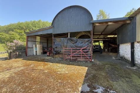 DUTH HAY BARN
