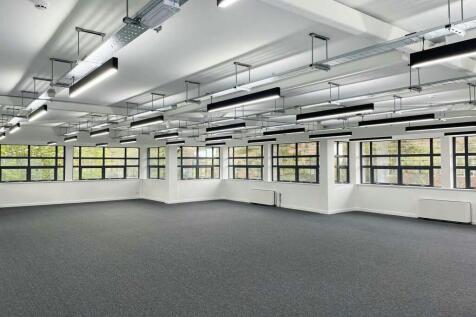 Peterbridge House, 3 The Lakes, Northampton