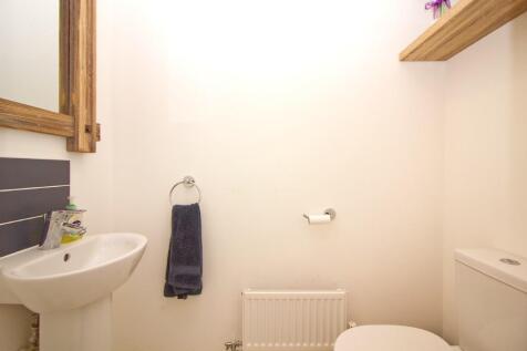 Cloakroom / WC