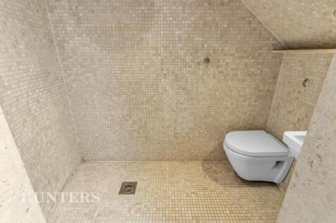 En-suite shower room