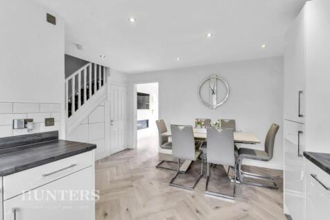 Dining kitchen