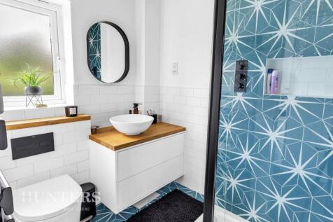 En-suite shower room