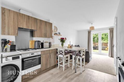 Kitchen to Lounge