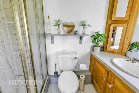En-suite shower room