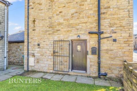 Apartment&#39;s Private Entrance