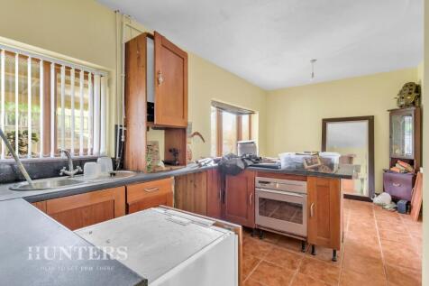 Dining kitchen