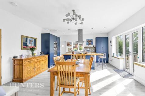 Kitchen diner