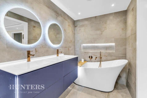 Master Ensuite