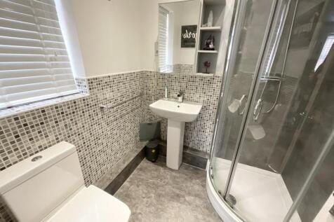 En Suite Shower Room