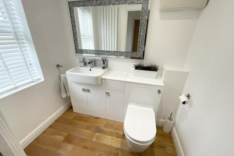Cloakroom/WC