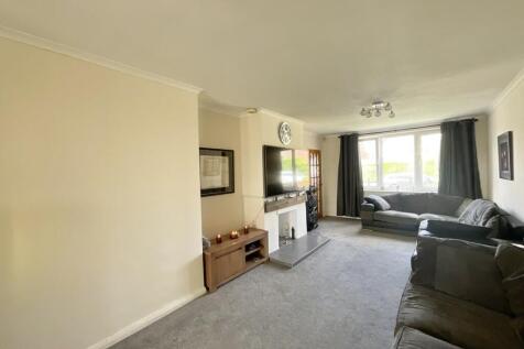 Lounge/ Dining Room 