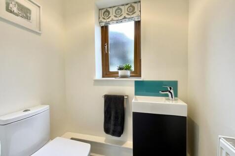 downstairs wc