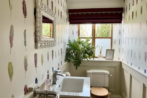 Downstairs cloakroom