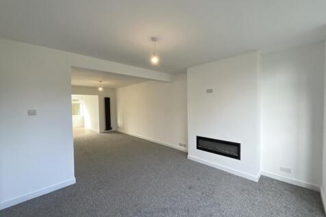 Lounge/ Dining Room 