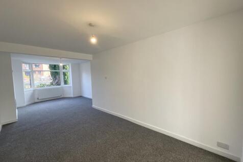 Lounge/ Dining Room 
