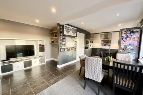 living/dining/kitche