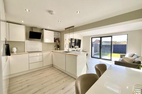 living kitchen/dinin