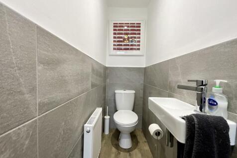 downstairs wc