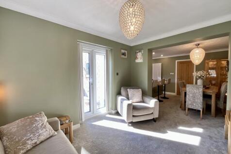 snug/playroom