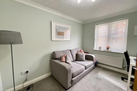 home office/playroom