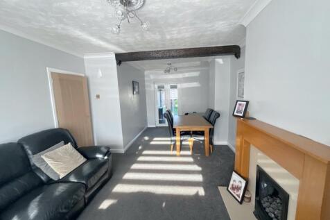 living room/diner