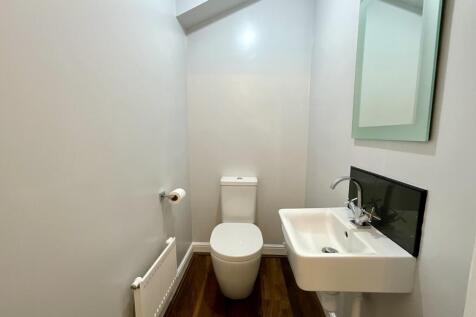 downstairs wc